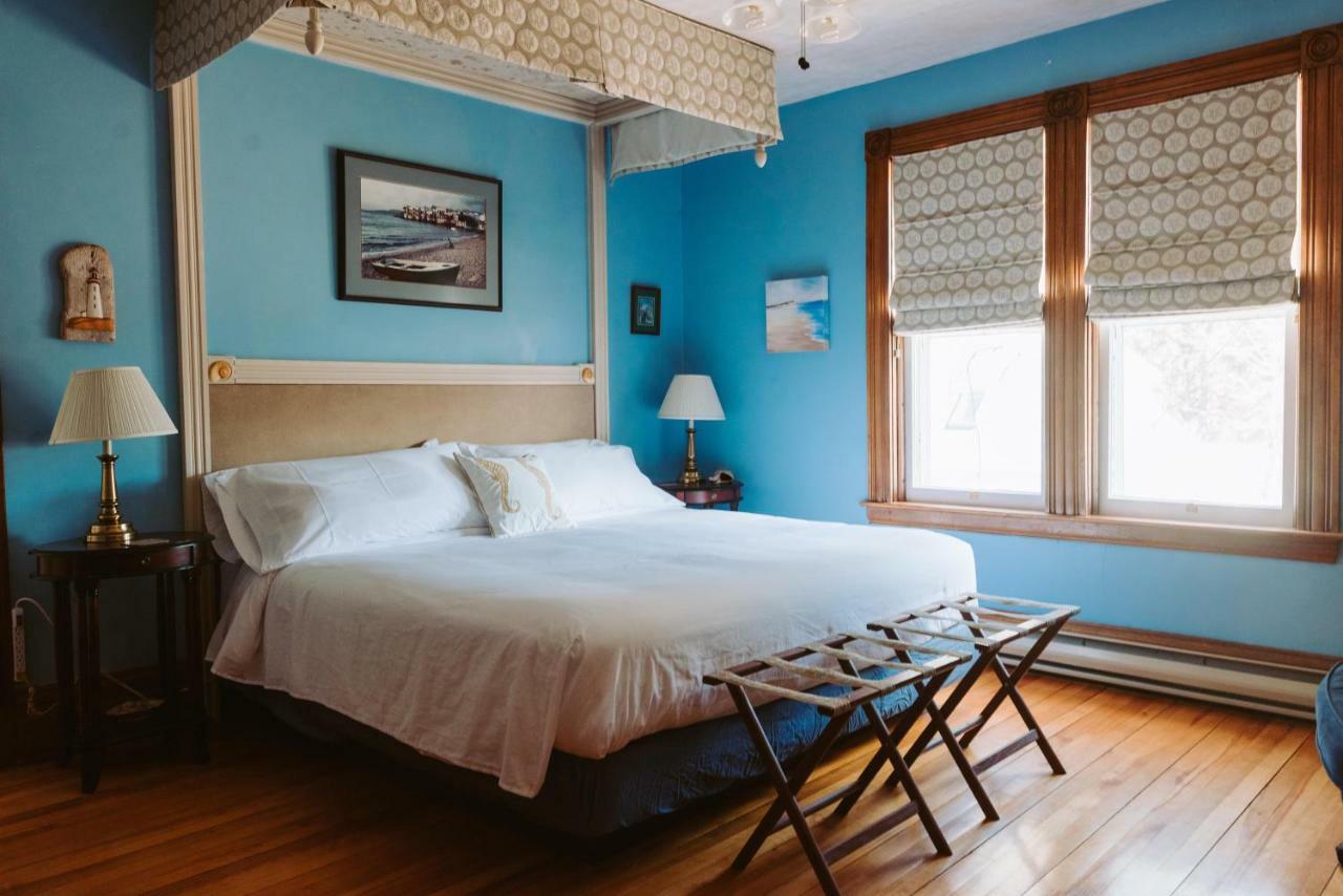Alicion Bed & Breakfast Lunenburg Exterior photo